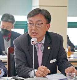 이천시의회 김하식 의장